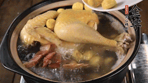 出國前加少許鹽，撒上蔥花即可。